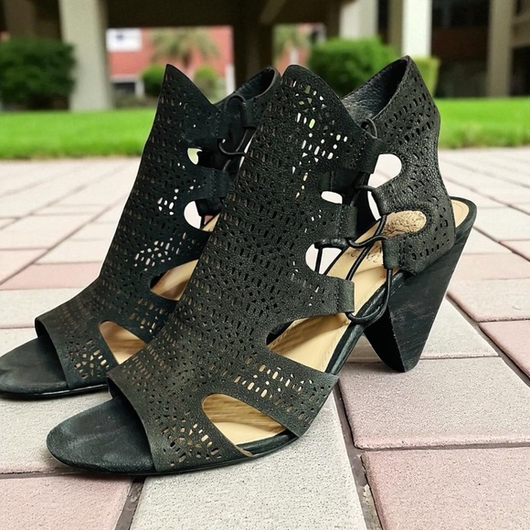 Vince Camuto Shoes - Vince Camuto Black Perforated Heels